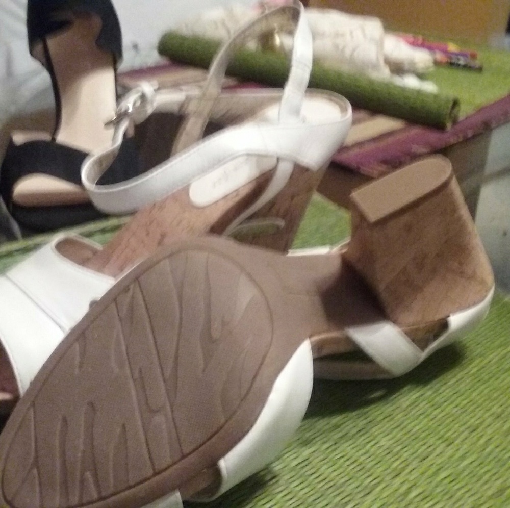 Shoes - Picture 2 of 2